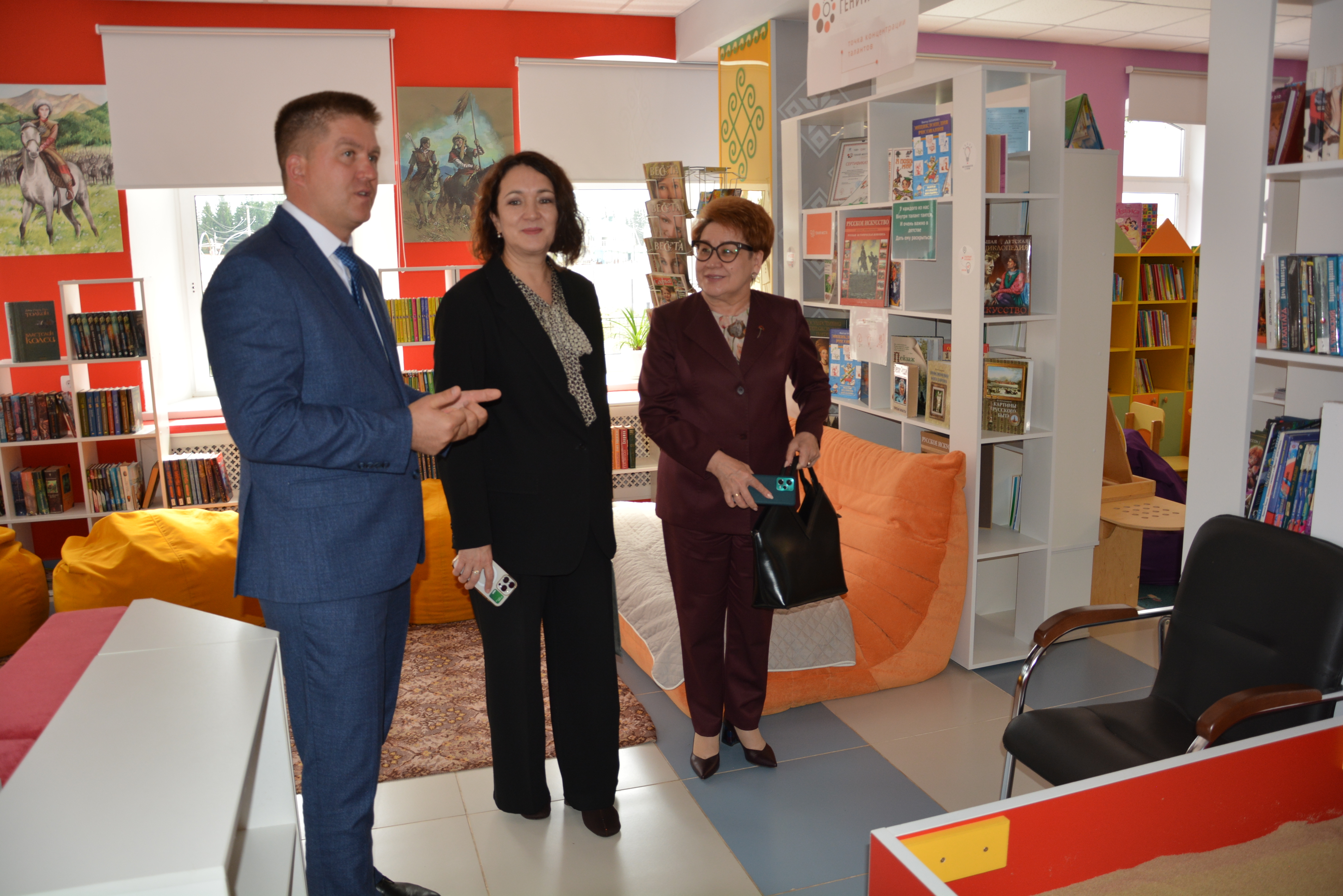 Асҡында мәғариф хеҙмәткәрҙәренең август кәңәшмәһе үтте