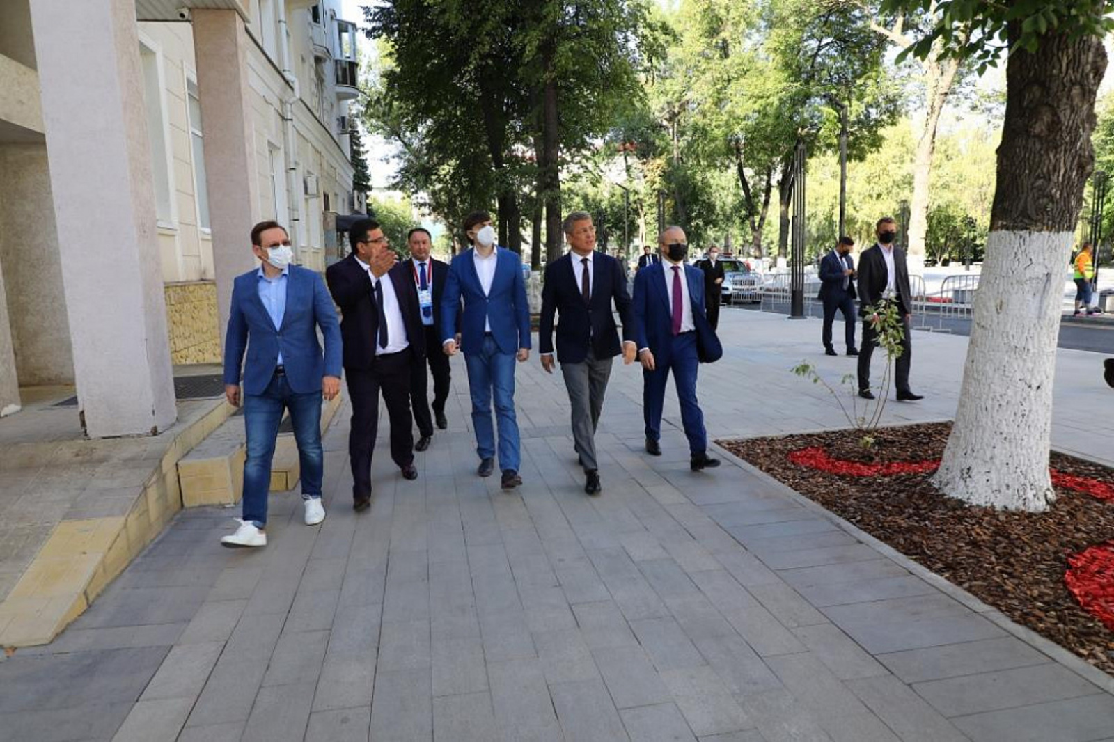 Сергей Кравцов и Радий Хабиров посетили Центр управления Республикой Башкортостан