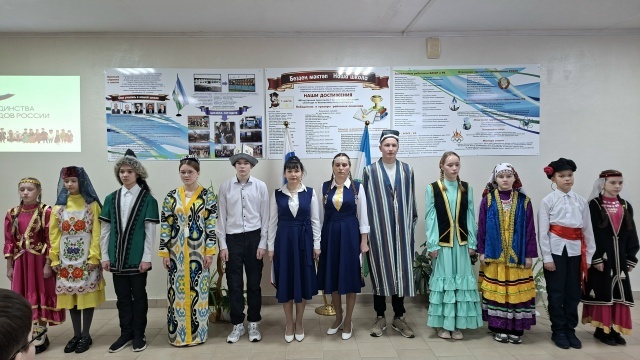 Халыҡтар араһында дуҫлыҡ — төп байлығыбыҙ