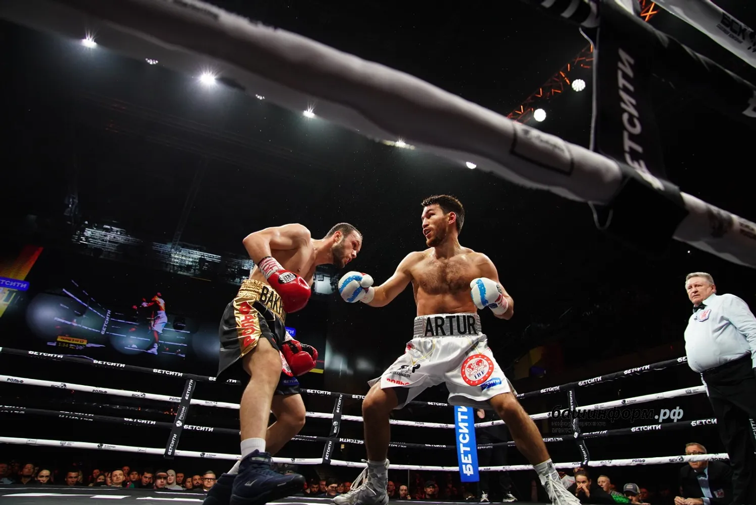 Башҡортостан боксерҙары  еңеү яуланы!