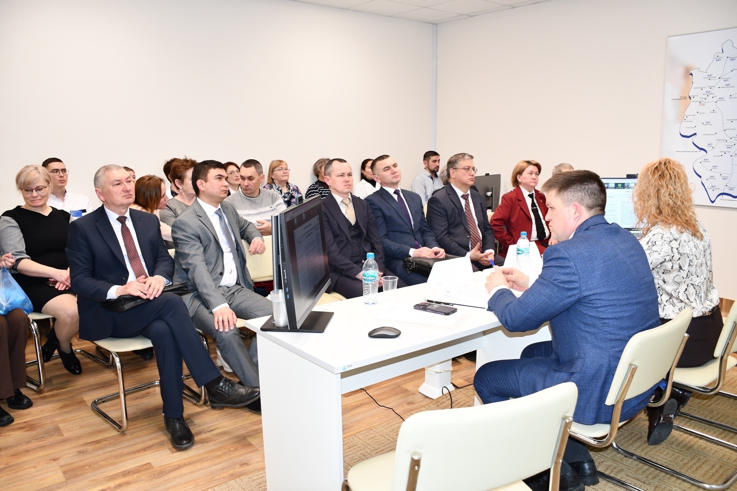 Асҡын үҙәк район дауаханаһында Бөрө округының медицина советы ултырышы үтте