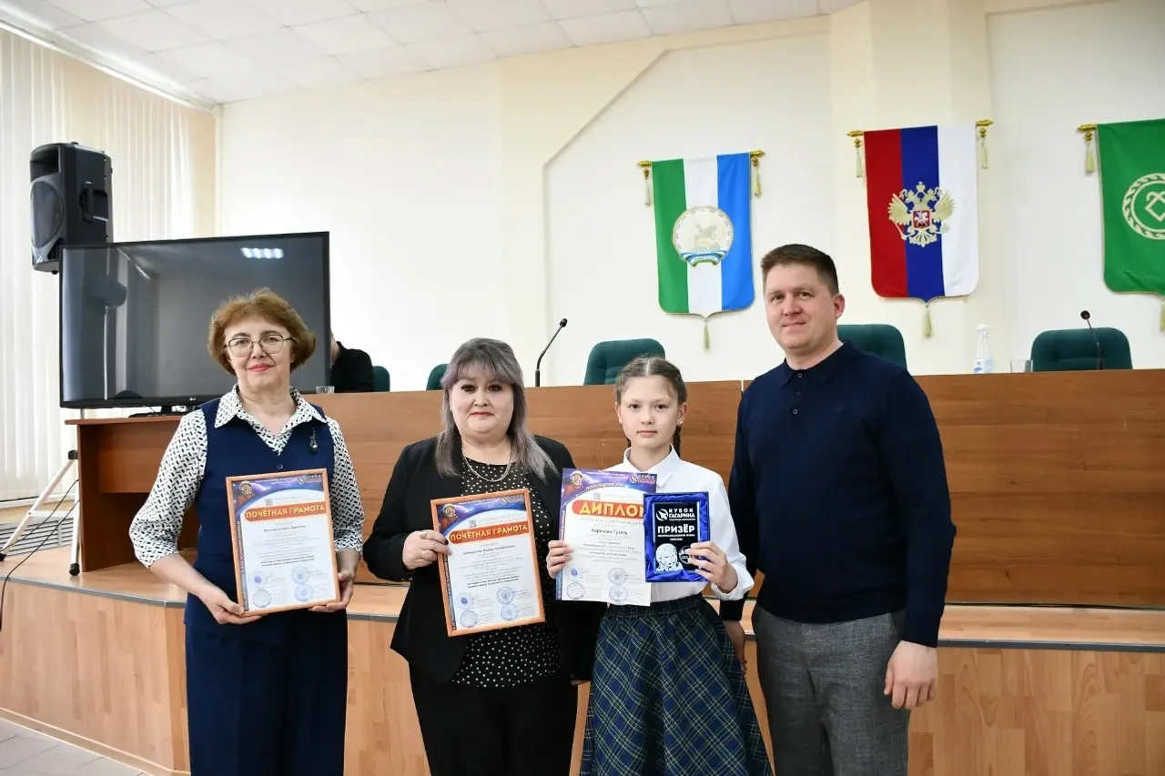 Асҡын уҡыусылары — иң яҡшылар иҫәбендә!