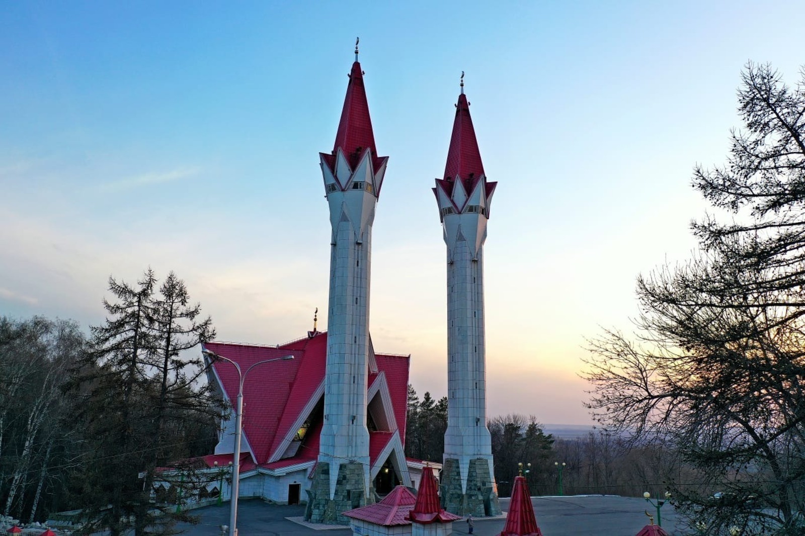 Башҡортостан Башлығы  республика мосолмандарын Ураҙа байрамы менән ҡотланы