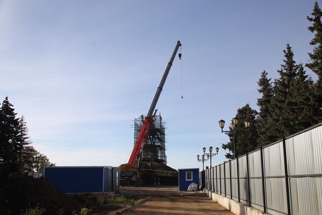 Салауат Юлаев һәйкәлен һүтеү башланды