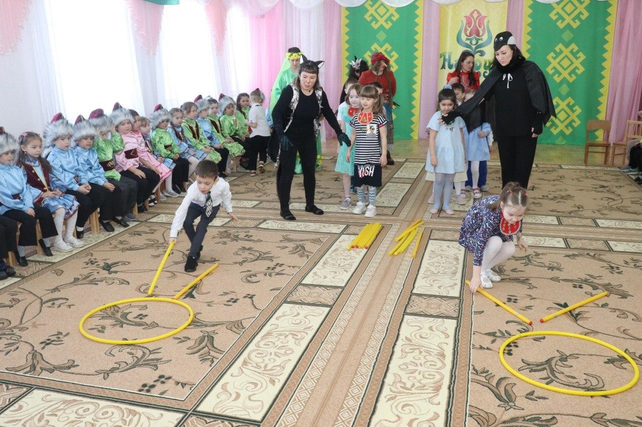 Асҡын 2-се балалар баҡсаһында  Науруз байрамы гөрләп уҙҙы