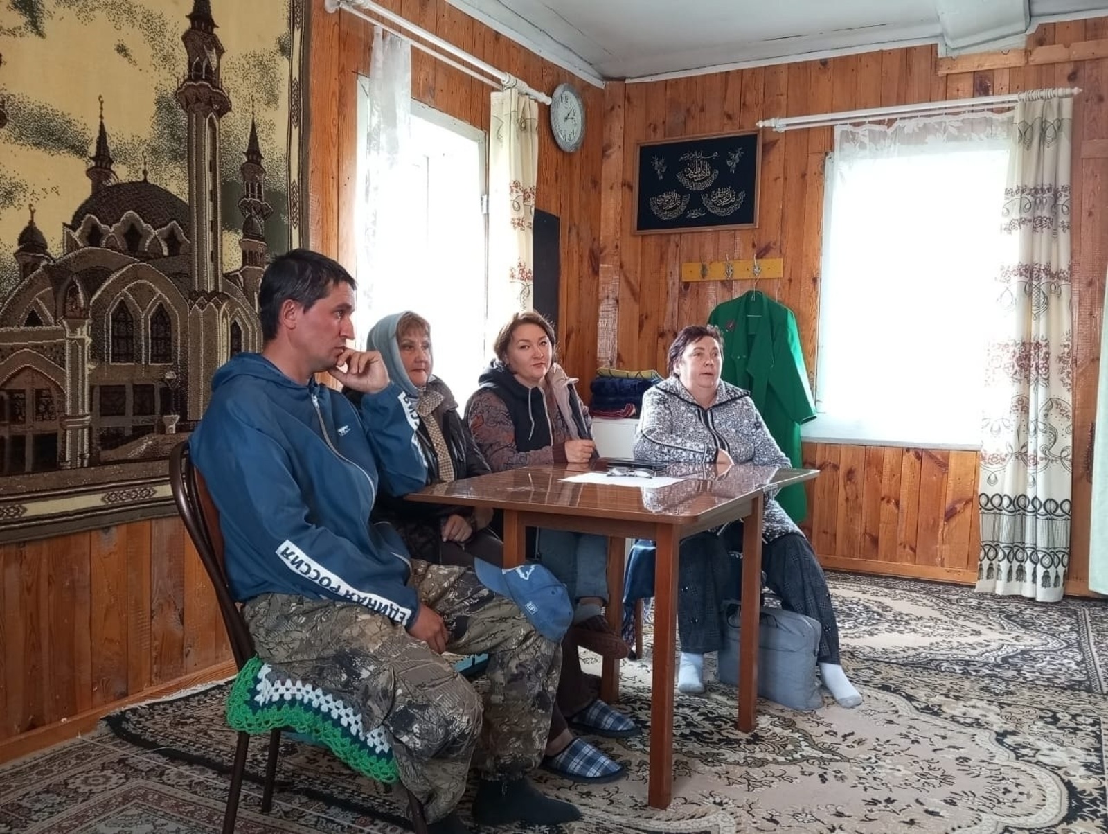 Жители деревни Амирово Аскинского района