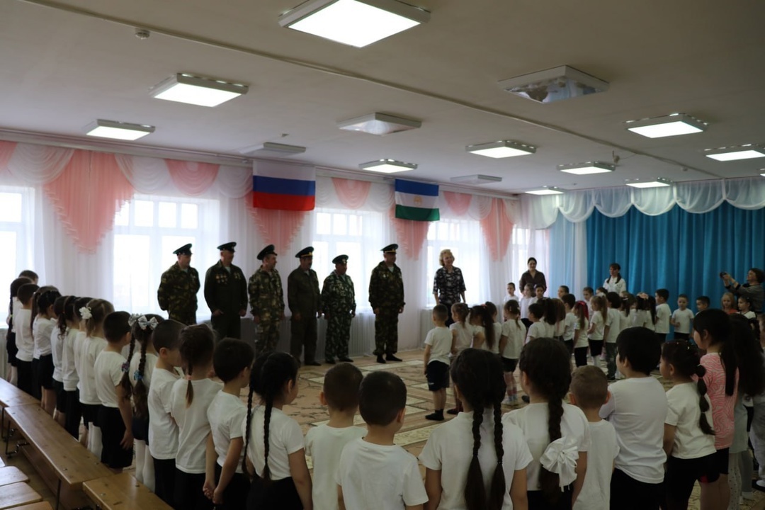 Пограничниктарҙан кескәйҙәргә  шәп бүләк!