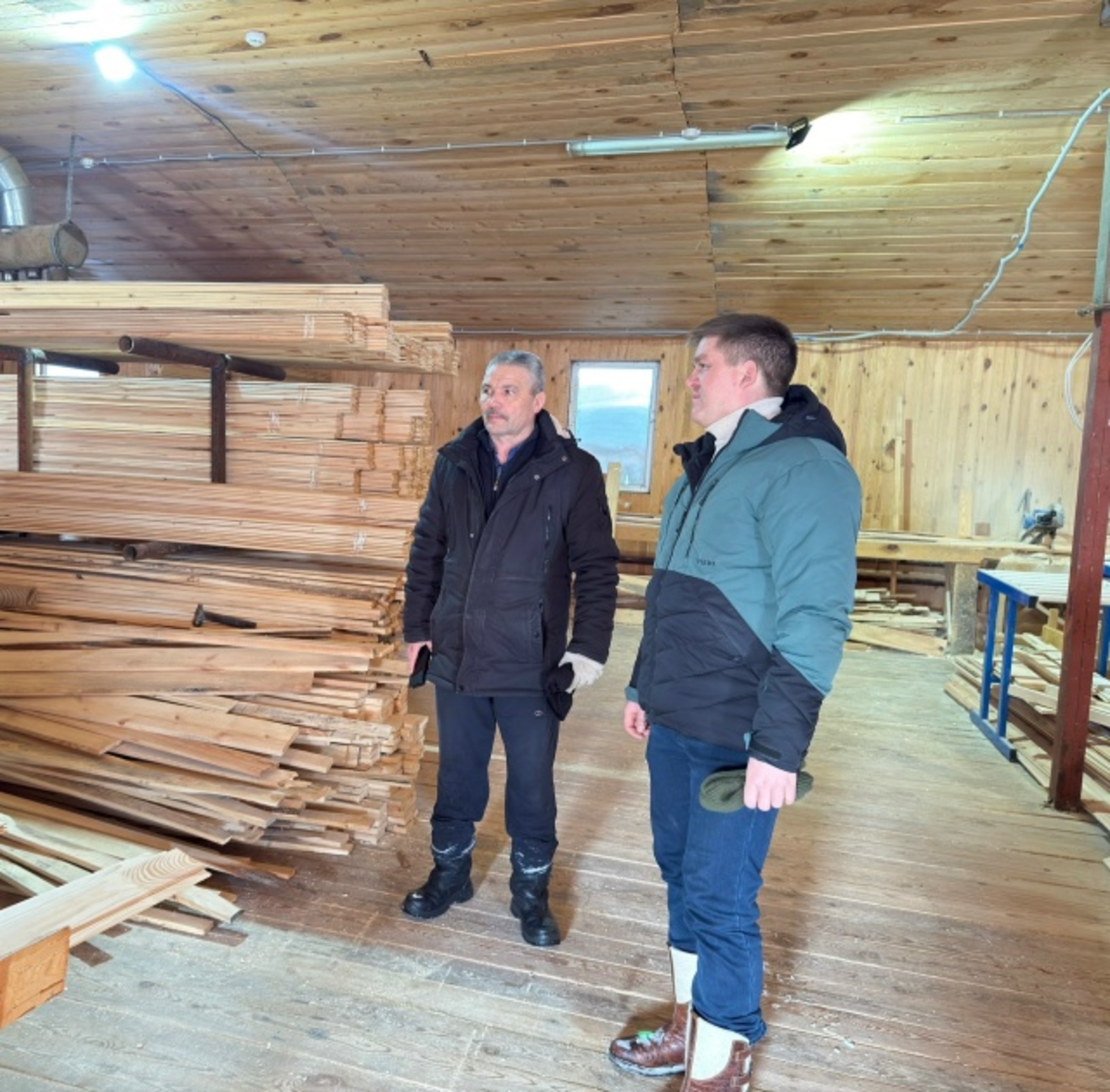 Эш сәфәрҙәре дауам итә