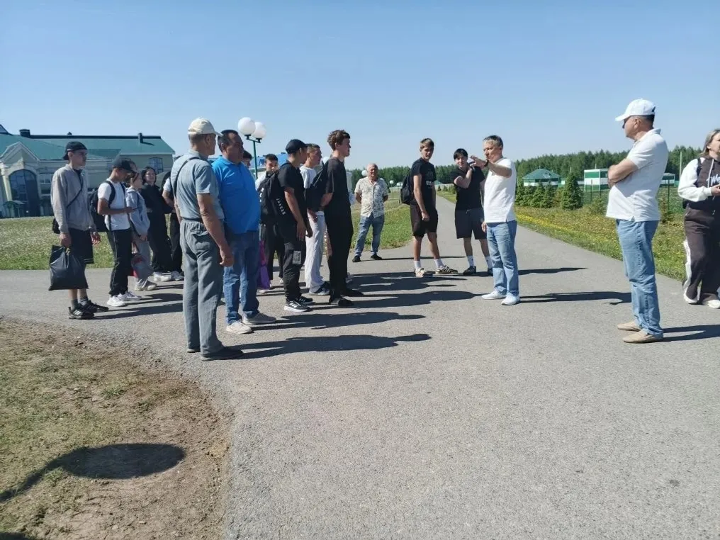 Студенттар “Танып”та ҡунаҡта булды