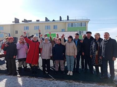 В городе Янаул Республики Башкортостан 33 семьи из аварийного жилья переехали в новые квартиры.