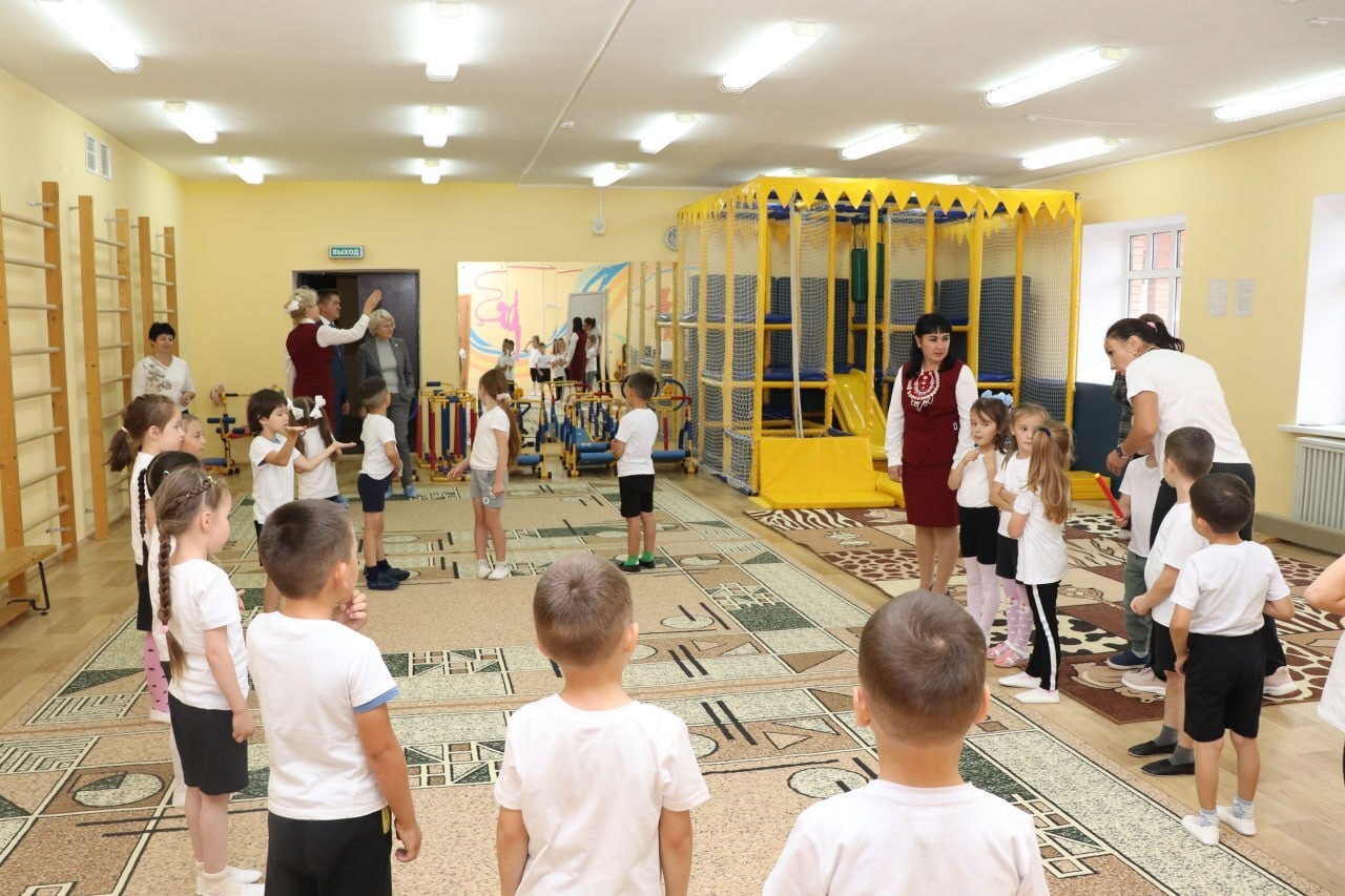 Асҡынға Дәүләт Думаһы депутаты Эльвира Айытҡолова килде