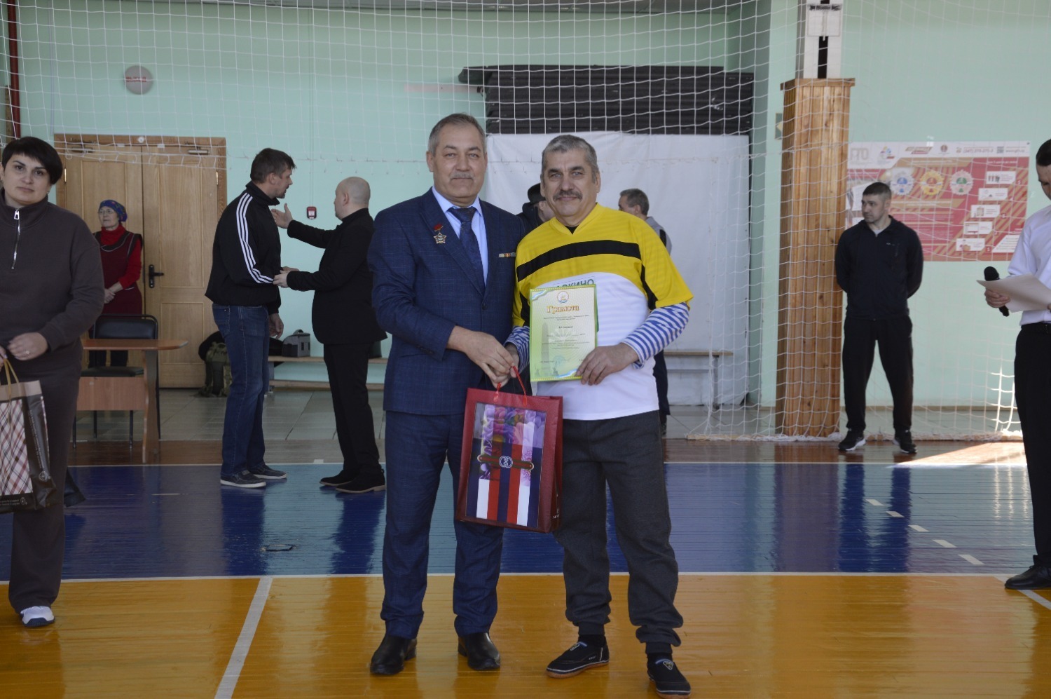 Афған ветерандары Ҡариҙелдә осрашты