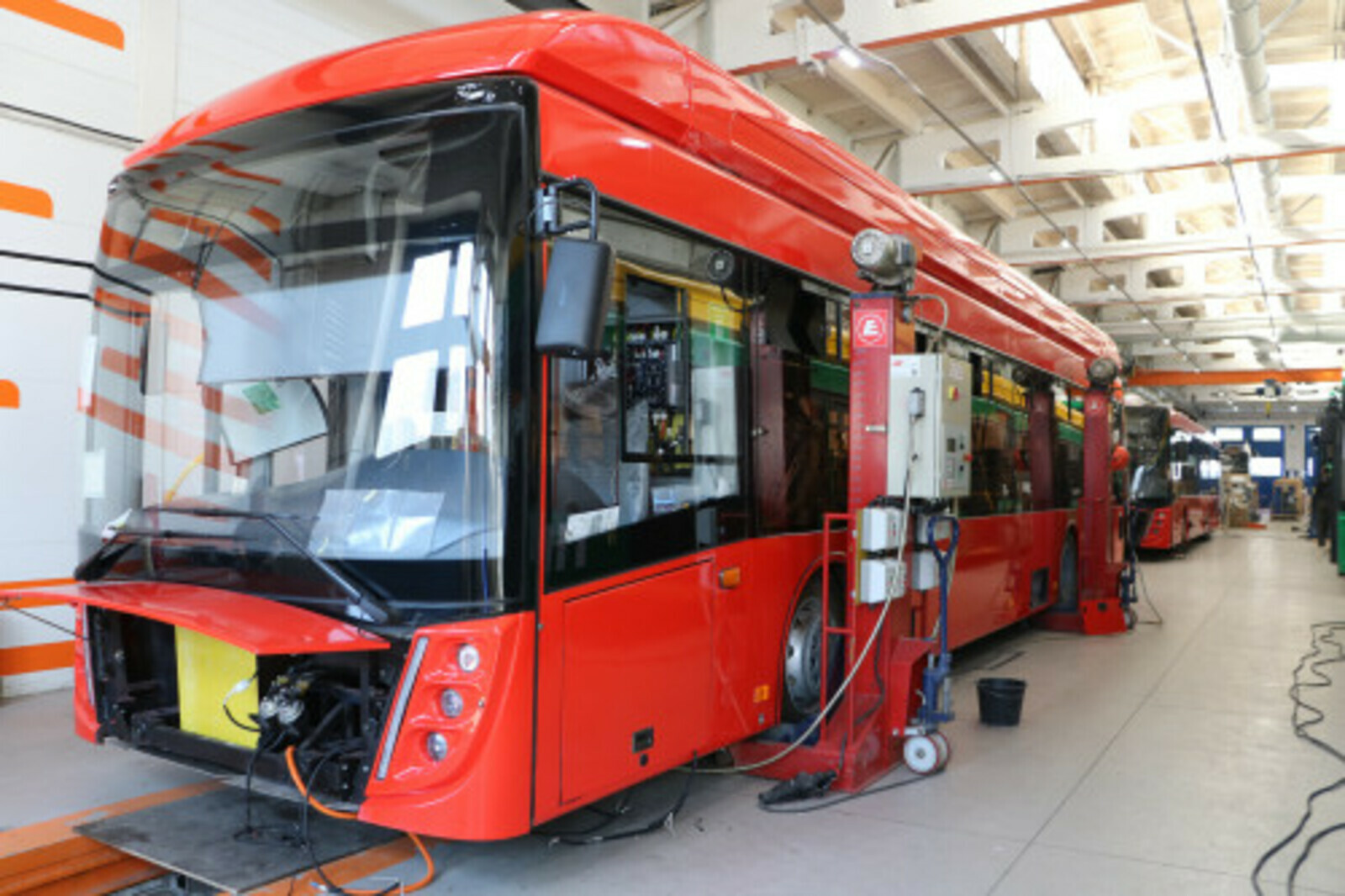 Уфимский трамвайно-троллейбусный завод подписал с минским заводом крупное соглашение о партнерстве