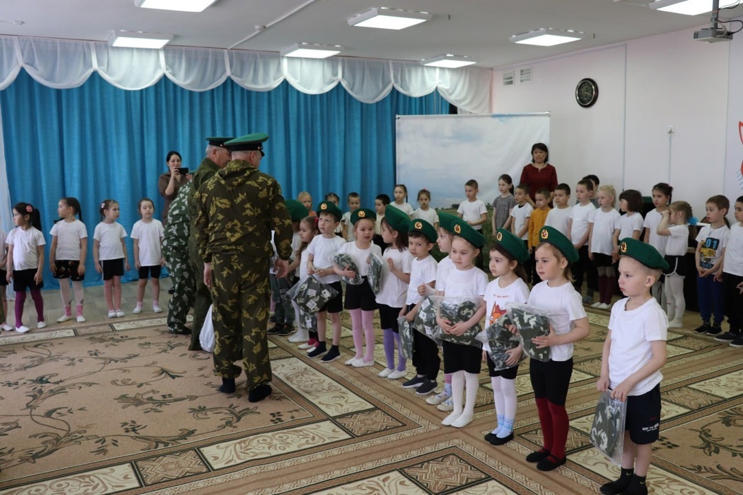 Пограничниктарҙан кескәйҙәргә  шәп бүләк!