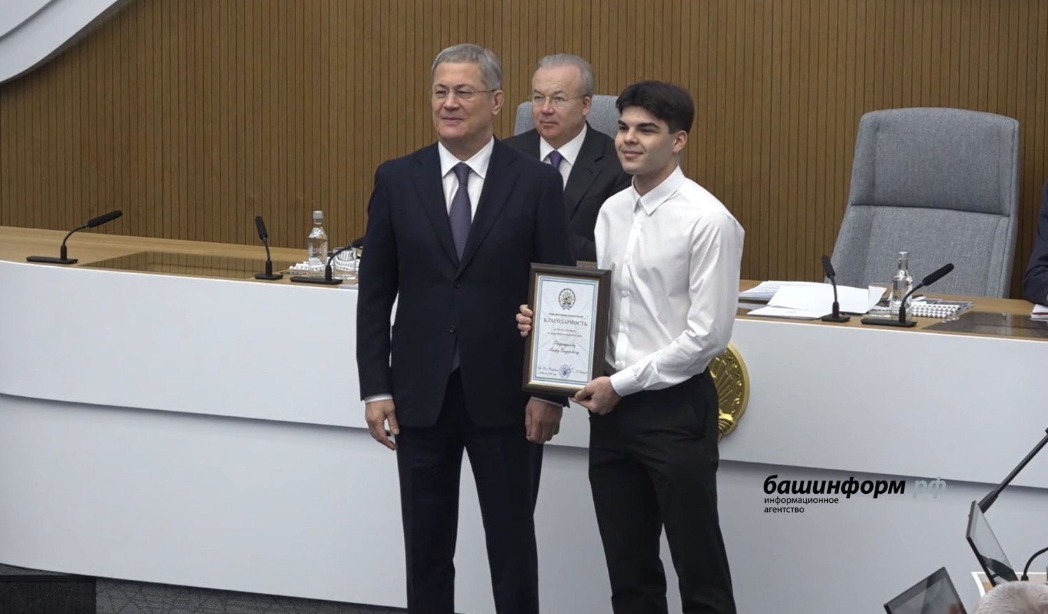 Радий Хәбиров фехтование буйынса Донъя кубогы еңеүселәрен бүләкләне