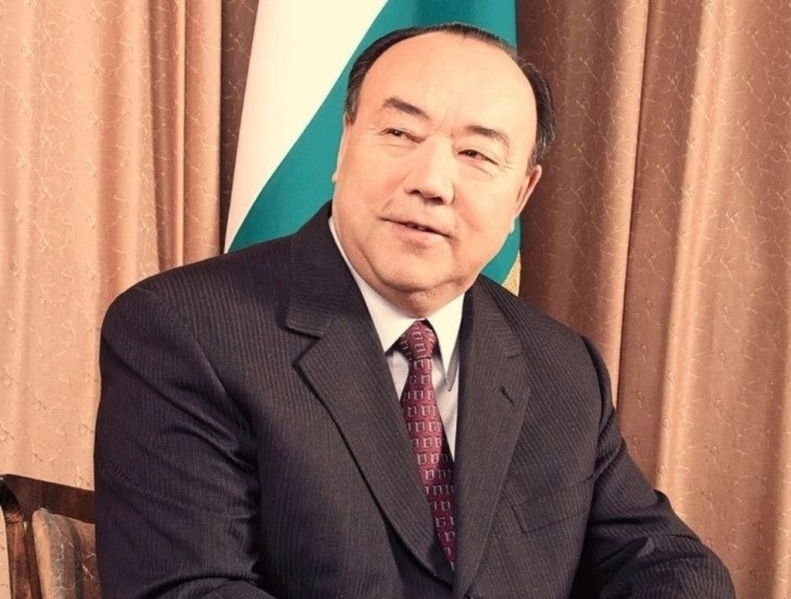 Тәүге президентыбыҙҙы иҫкә алайыҡ!