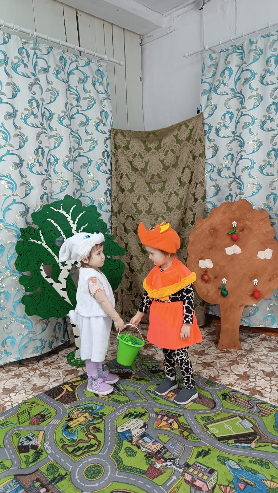 Кескәй артистар һоҡландыра