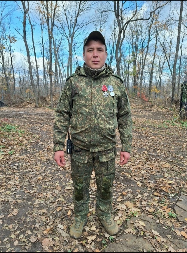 Батырлыҡ ордены менән бүләкләнә