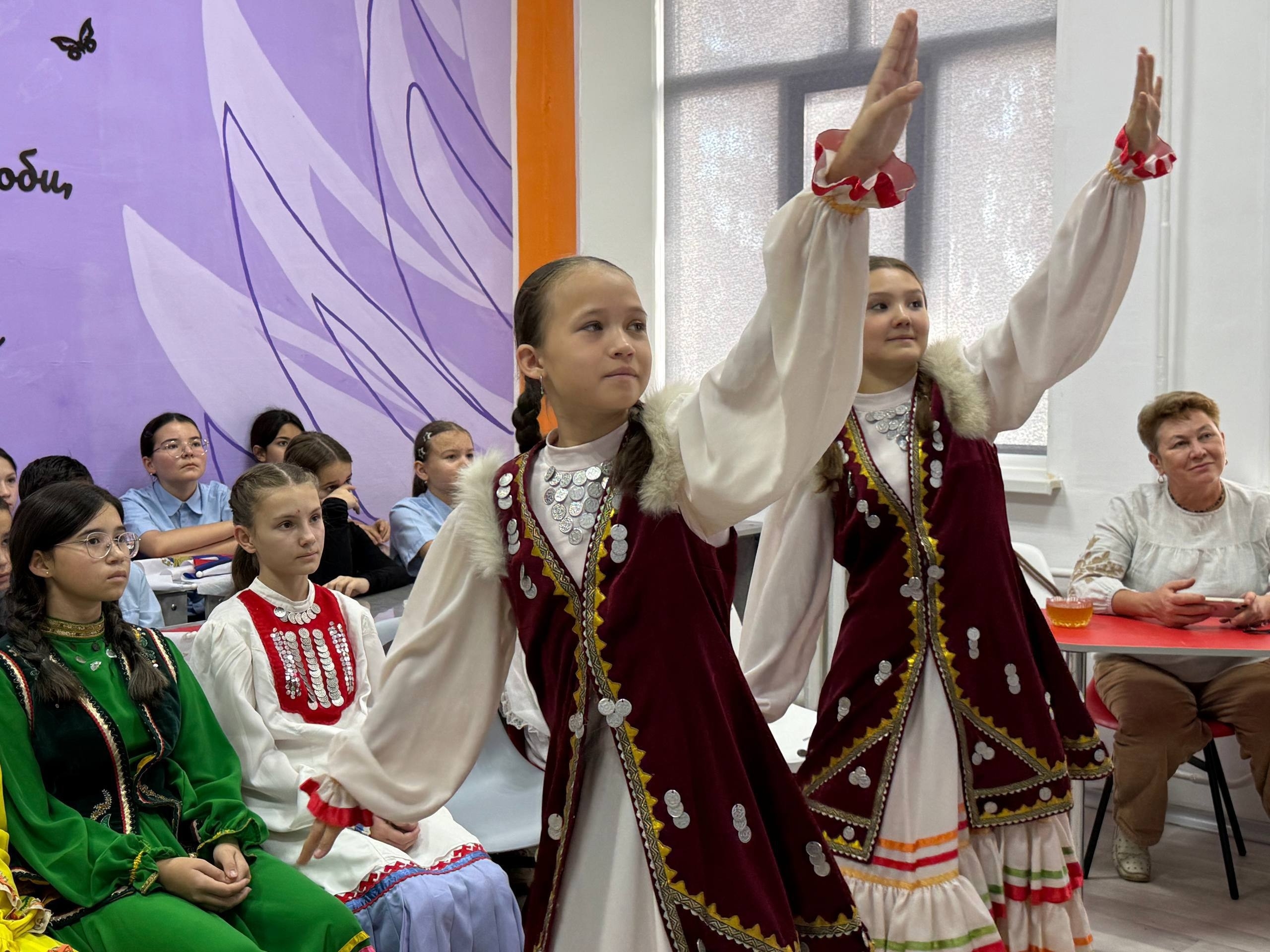 Халыҡтар берҙәмлеге тантана итте