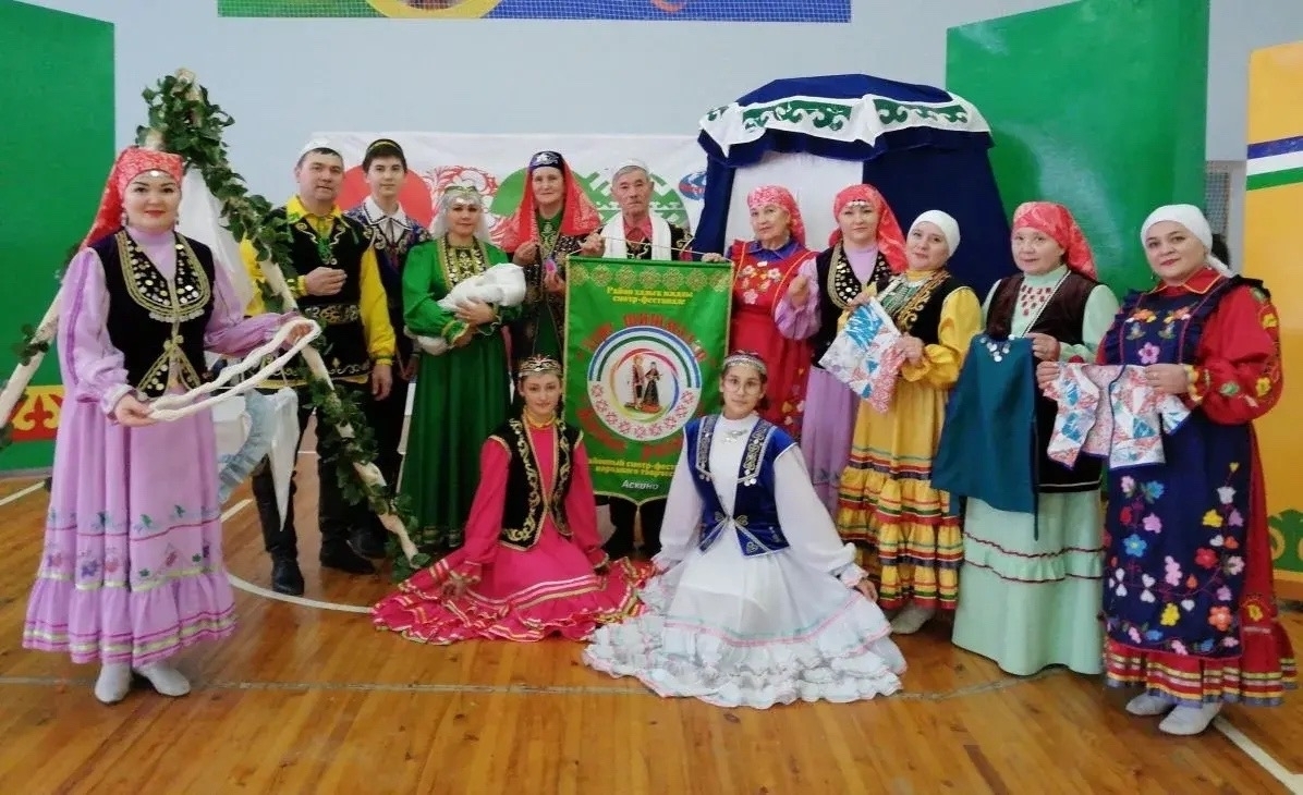 Эше менән дә, тормошонда ла бәхетле