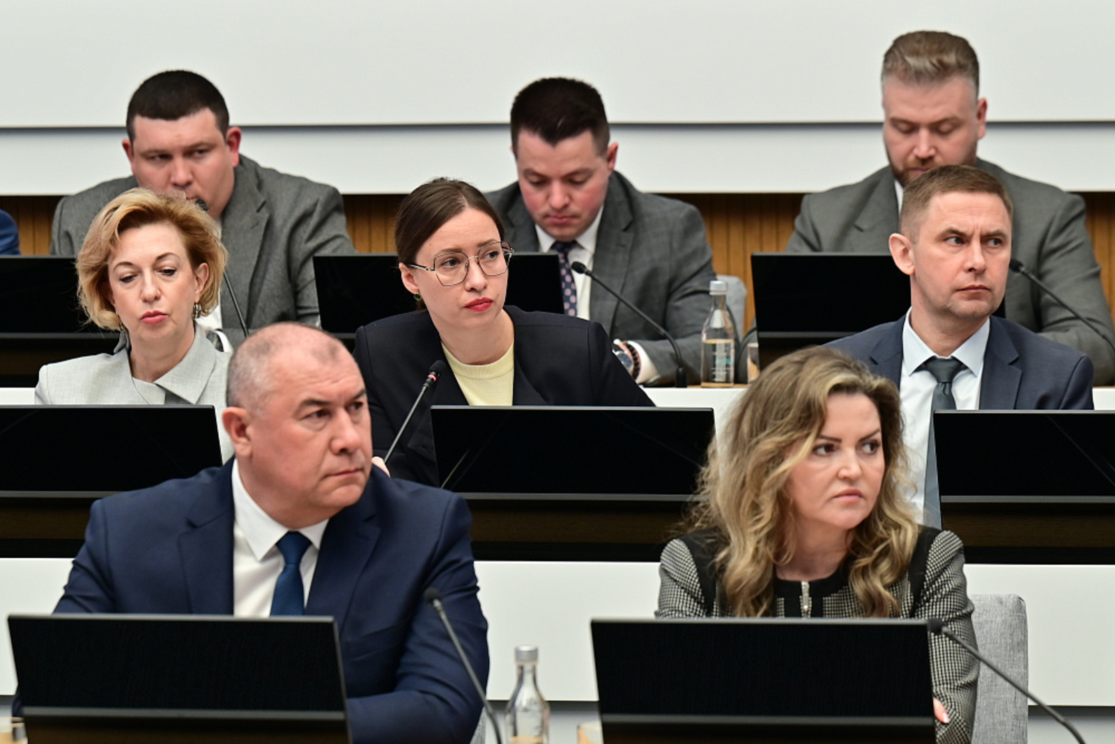 Эшҡыуарҙар күҙ терәп бара