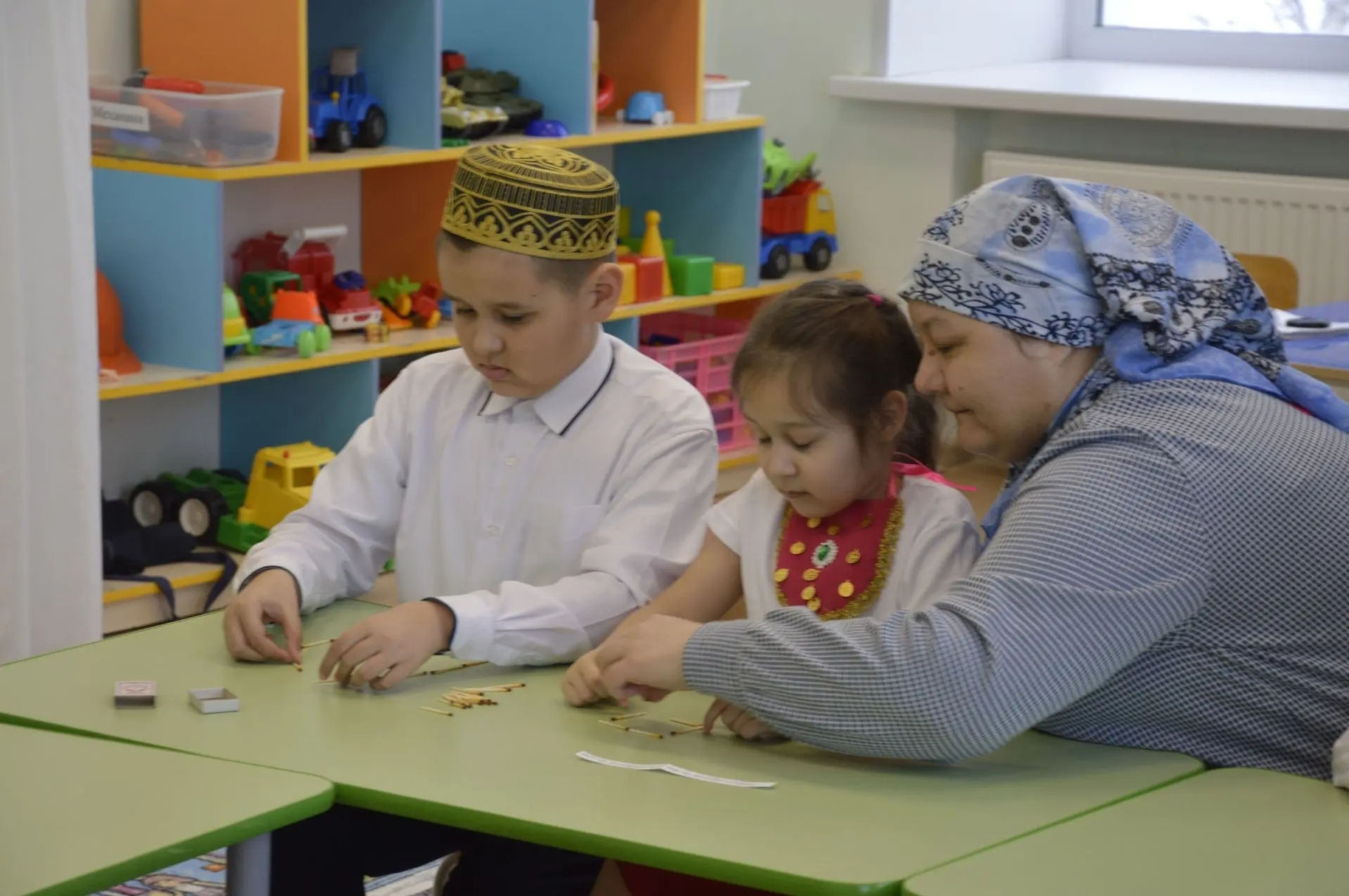 Милли рух бөркөлөп торҙо