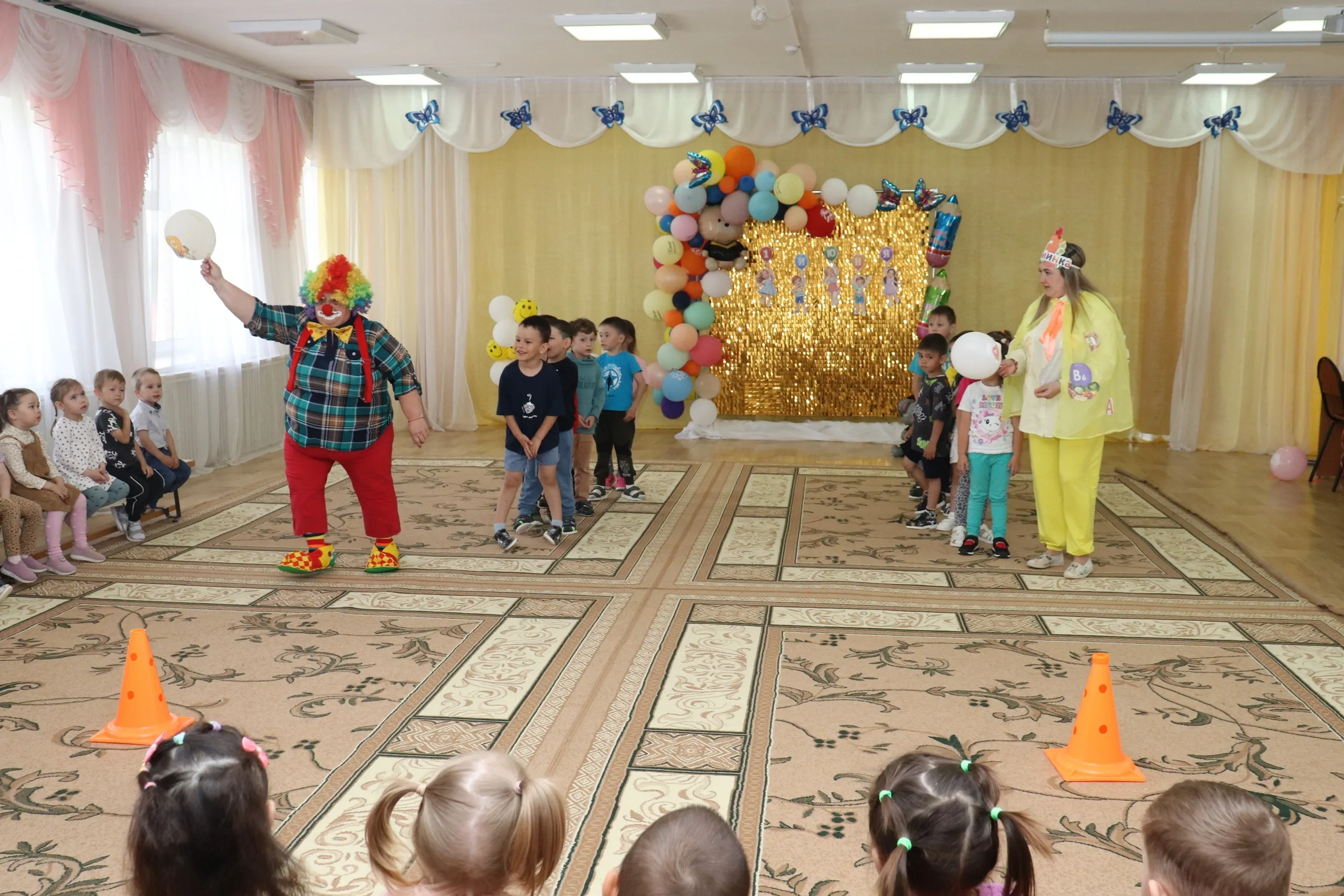 Балалар өсөн күңелле байрам