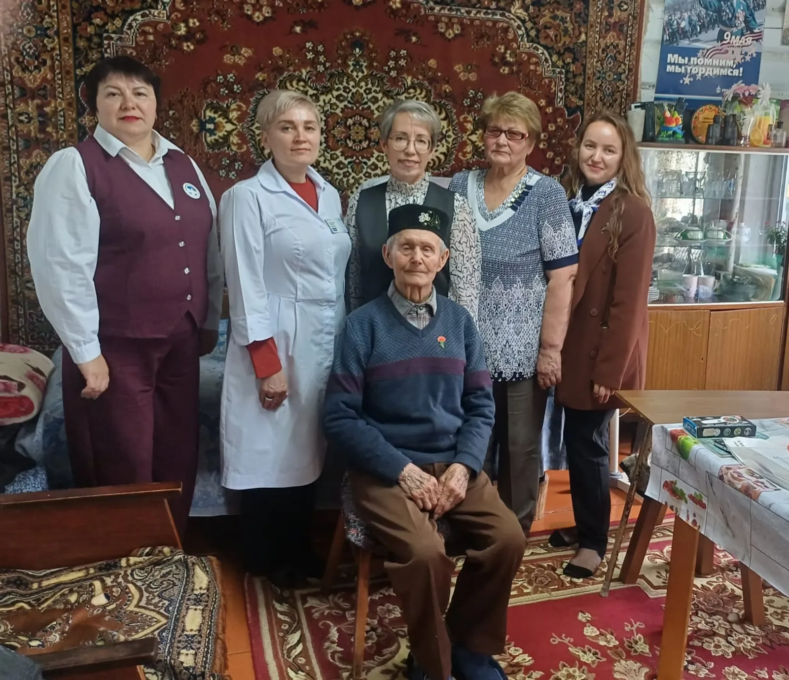 Ветерандың хәлен белеп, рәхмәттәрен еткерҙеләр