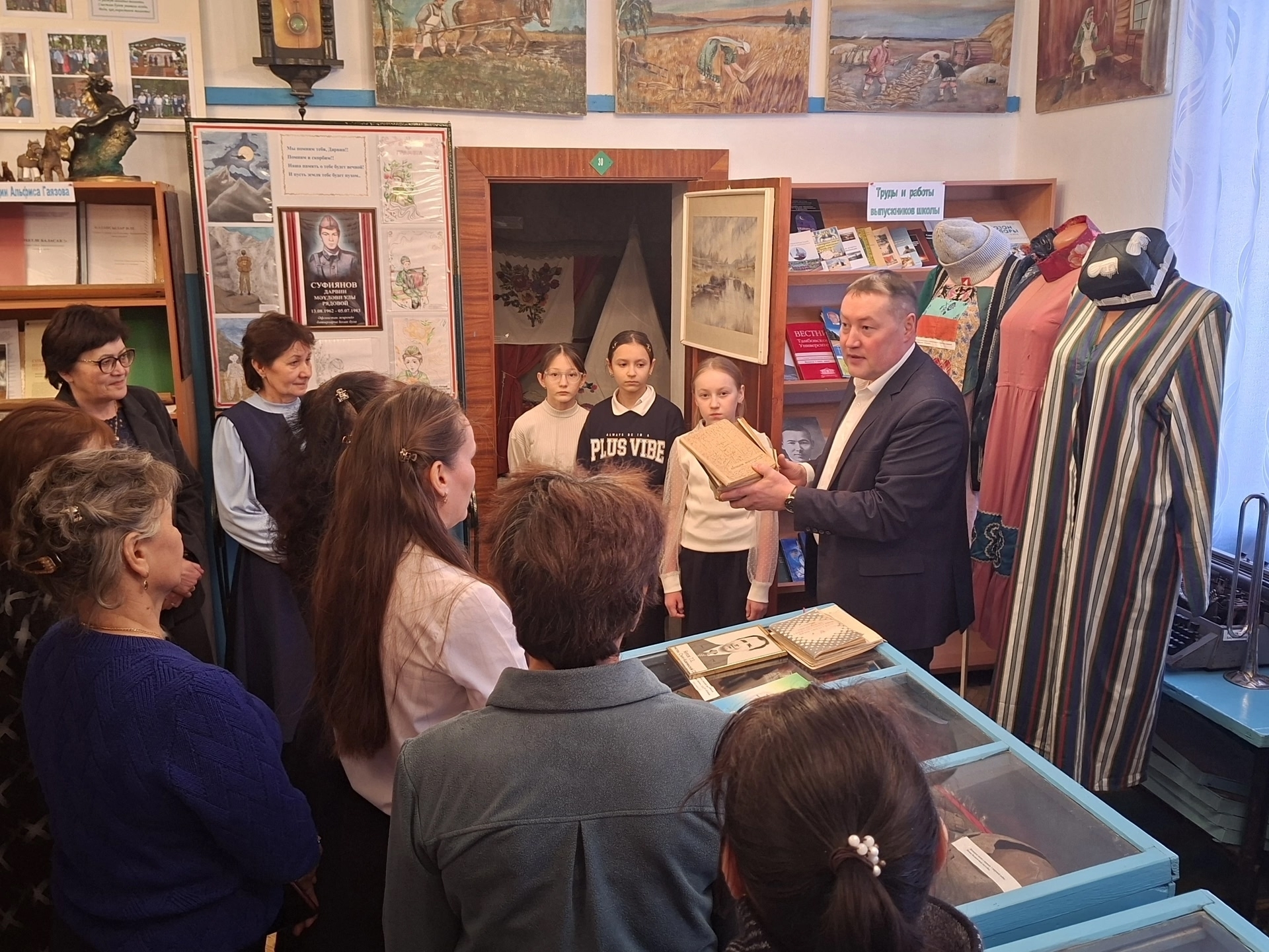 Хәтерләйбеҙ, беләбеҙ, ғорурланабыҙ!