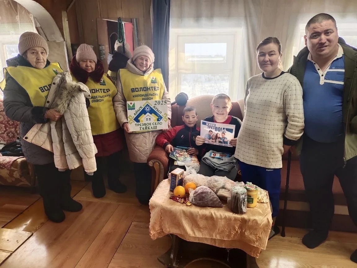 Көрәктәр ҡулда уйнап ҡына торҙо!