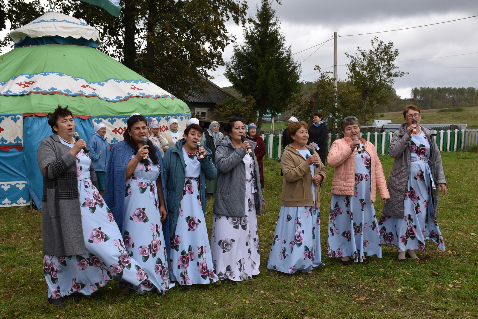 Берҙәм тырышлыҡ менән