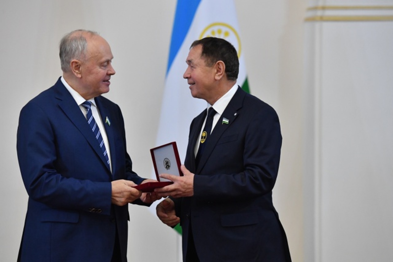 Кашшаф Сәйфит улы Ямалетдиновты  дәүләт наградаһы алыуы менән ҡотлайбыҙ!