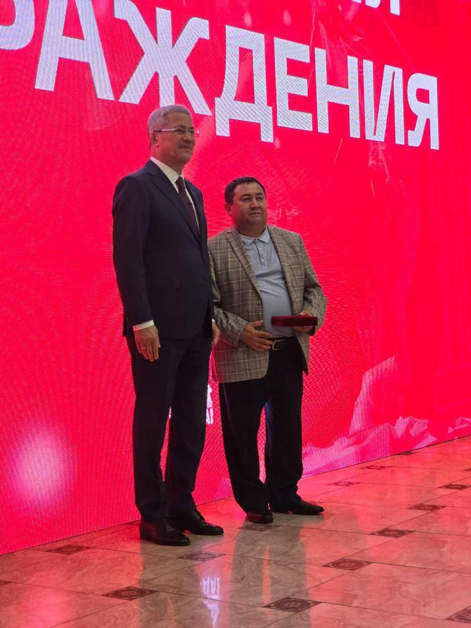 Мөнир Ҡунафин — Башҡортостандың халыҡ яҙыусыһы