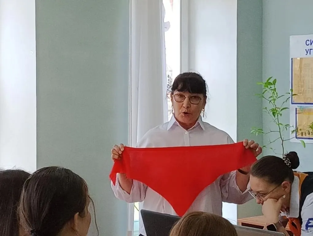 Быуындар осрашыуы: «Пионер — Беренсе — Остаз»