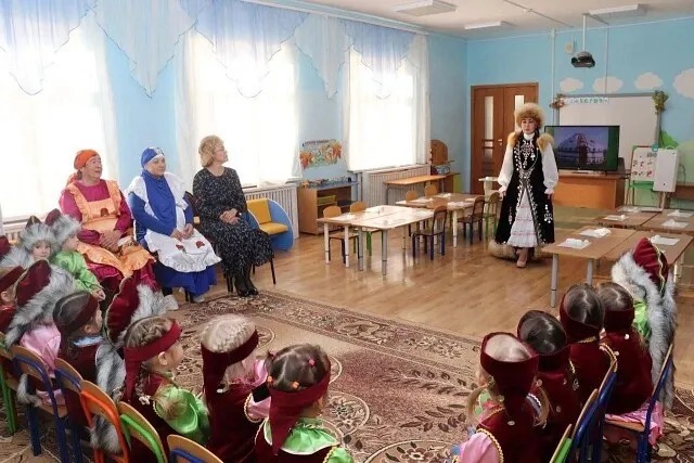 Ижади эшләүсе тәрбиәсе