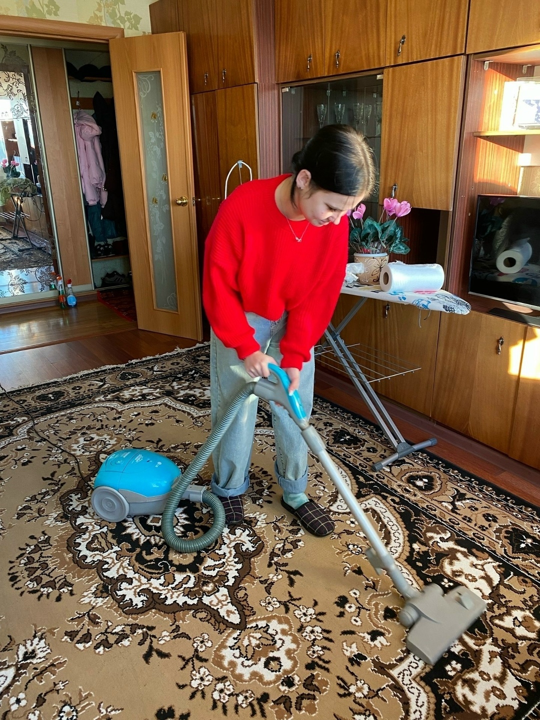 Ирекмәндәр ярҙам итте